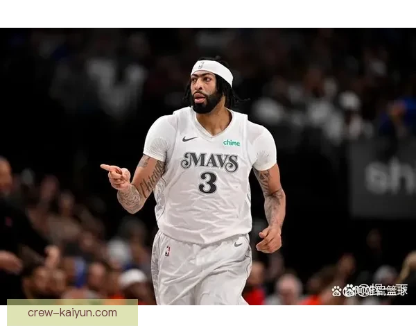 戴维斯联赛精彩表现引发热议，球队前景备受期待